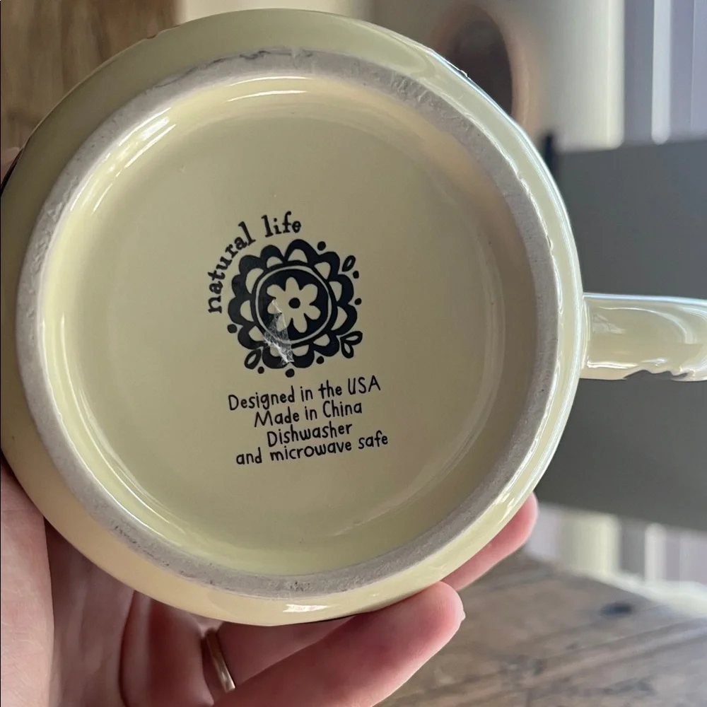 NATURAL LIFE Ceramic Mug with Sunrise and Floral Design - Picture 3 of 8